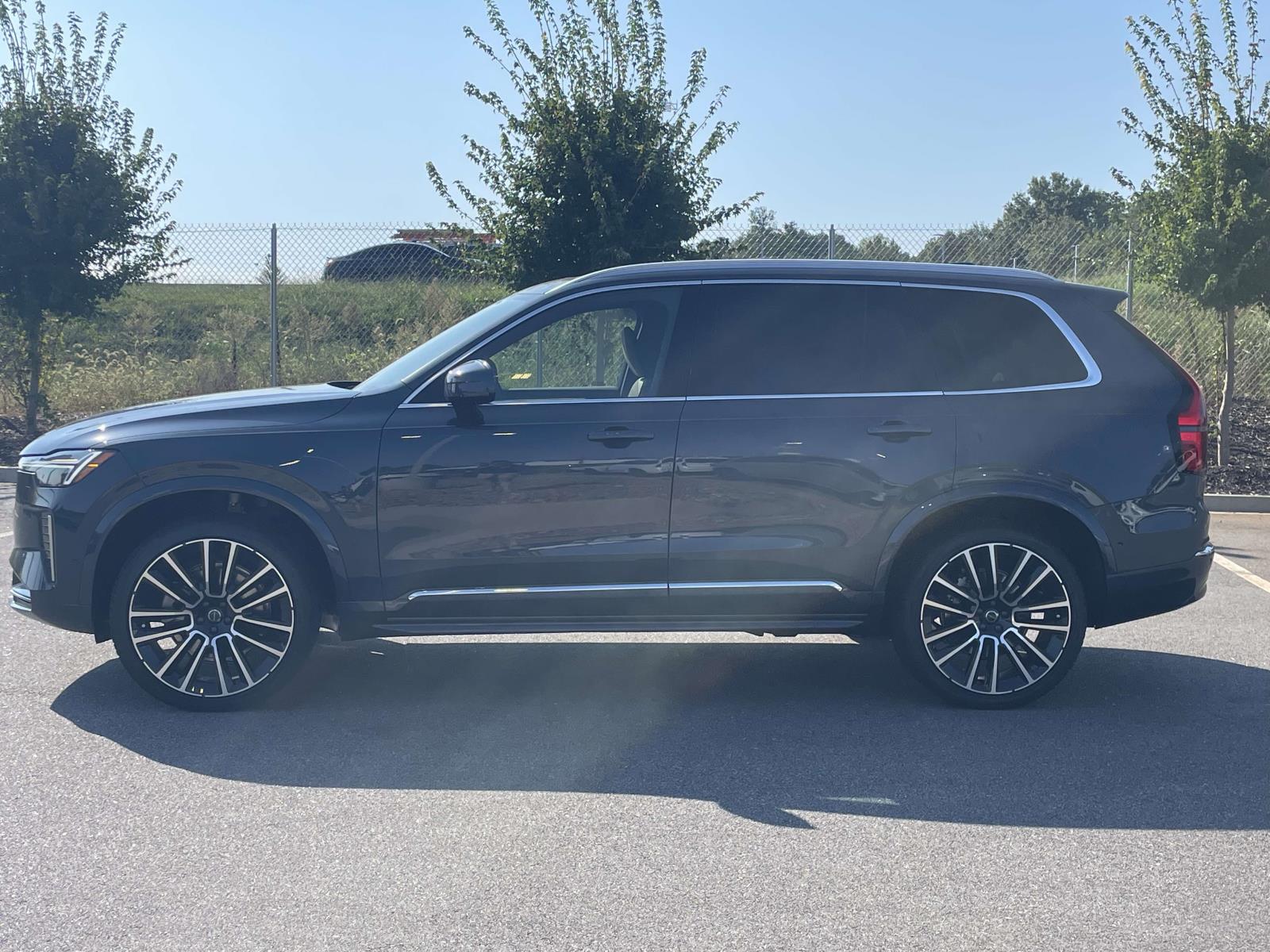 New 2027 Volvo XC90 B6 Plus 7-Seater Sport Utility