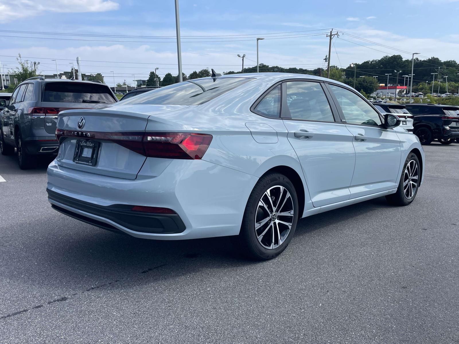 2026 Volkswagen Jetta Sport - Photo 6