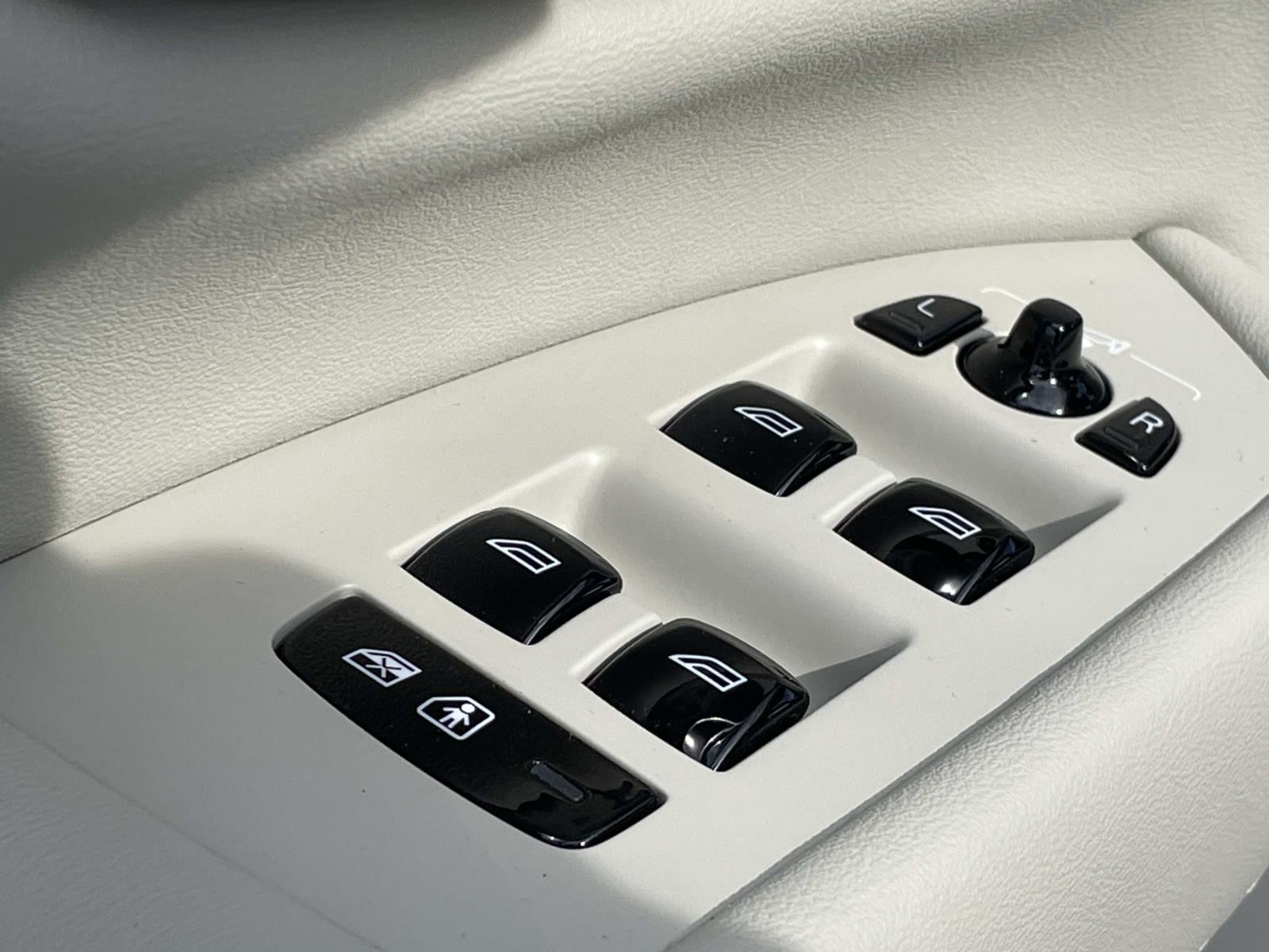 2026 Volvo XC90 Ultra - Photo 17