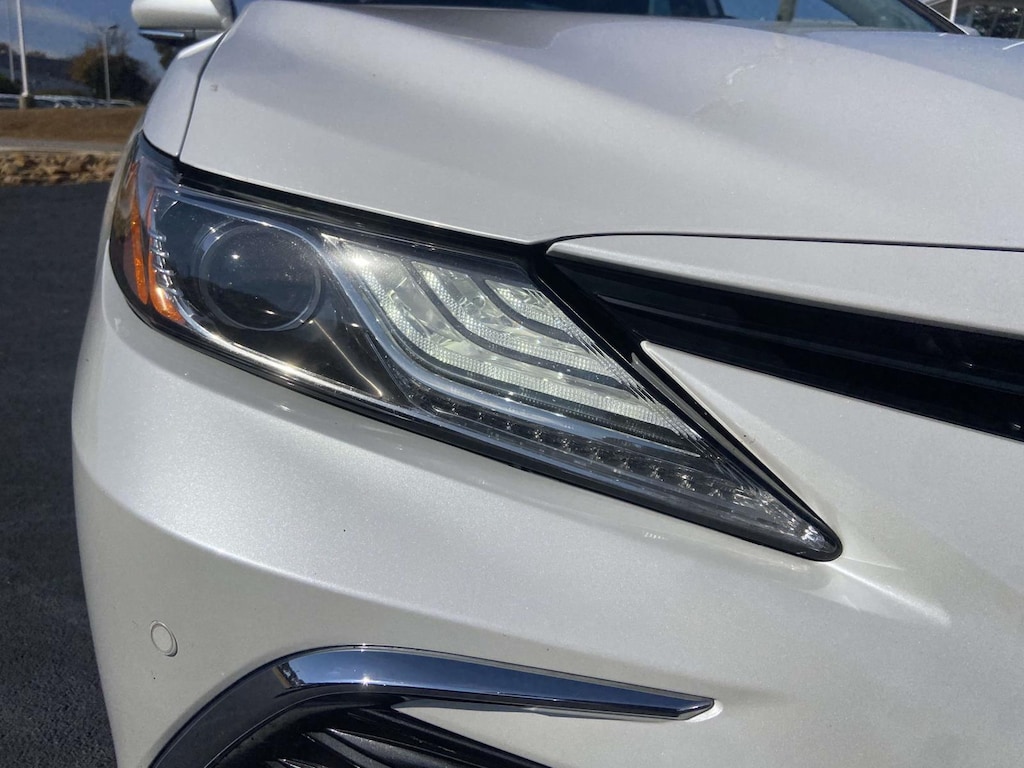 Used 2021 Toyota Camry Hybrid XLE CVT (Natl) Car