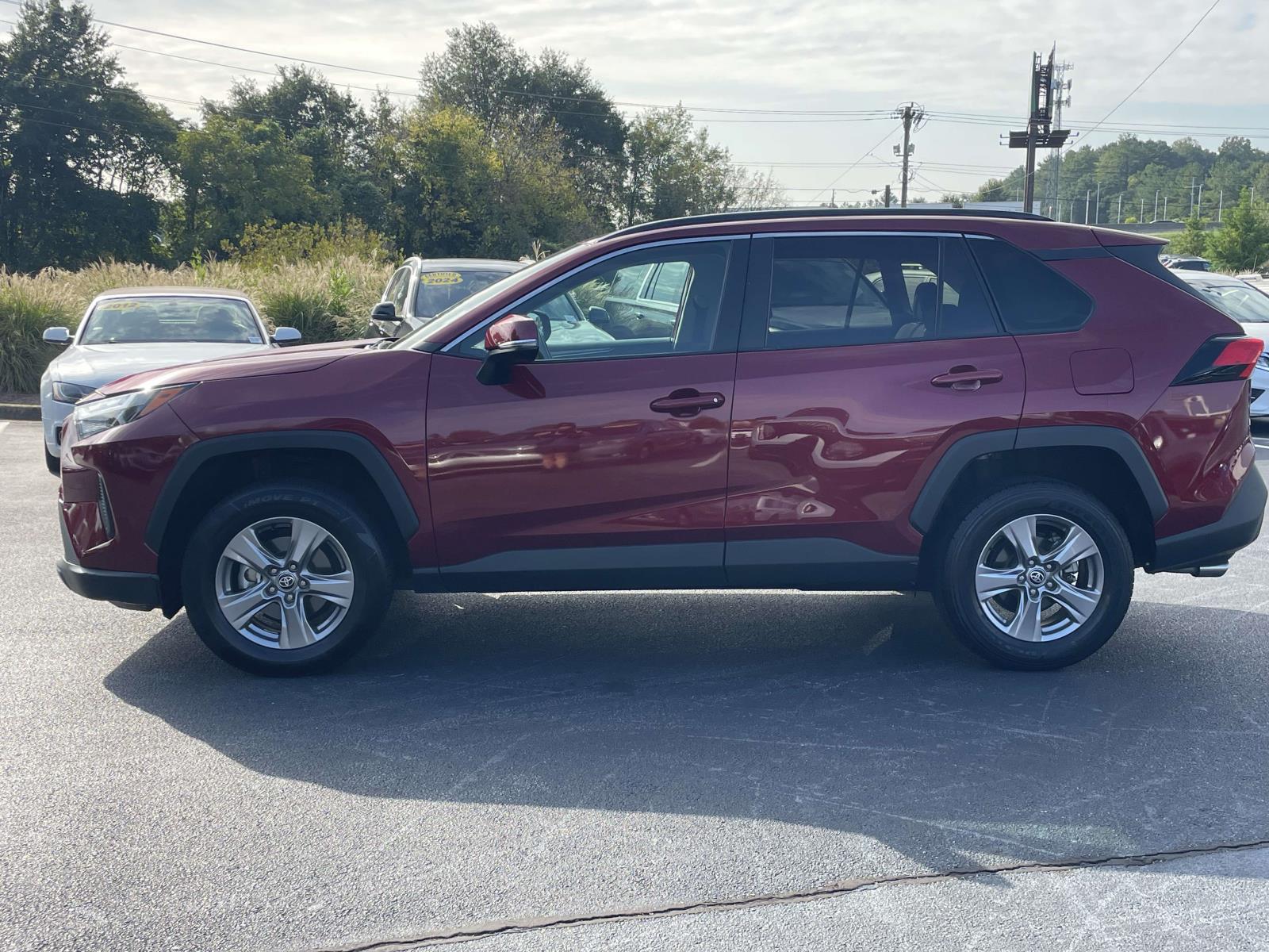 Used 2025 Toyota RAV4 XLE FWD (Natl) Sport Utility