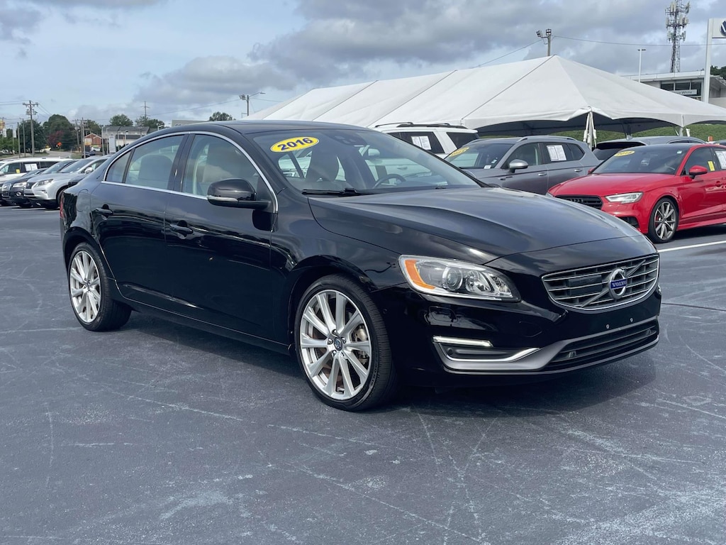 Used 2016 Volvo S60 Inscription Sdn T5 Drive-E Platinum FWD Car