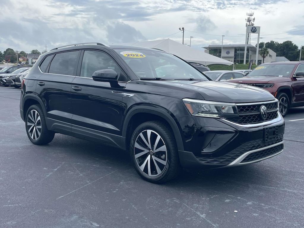 Certified 2024 Volkswagen Taos SE FWD Sport Utility