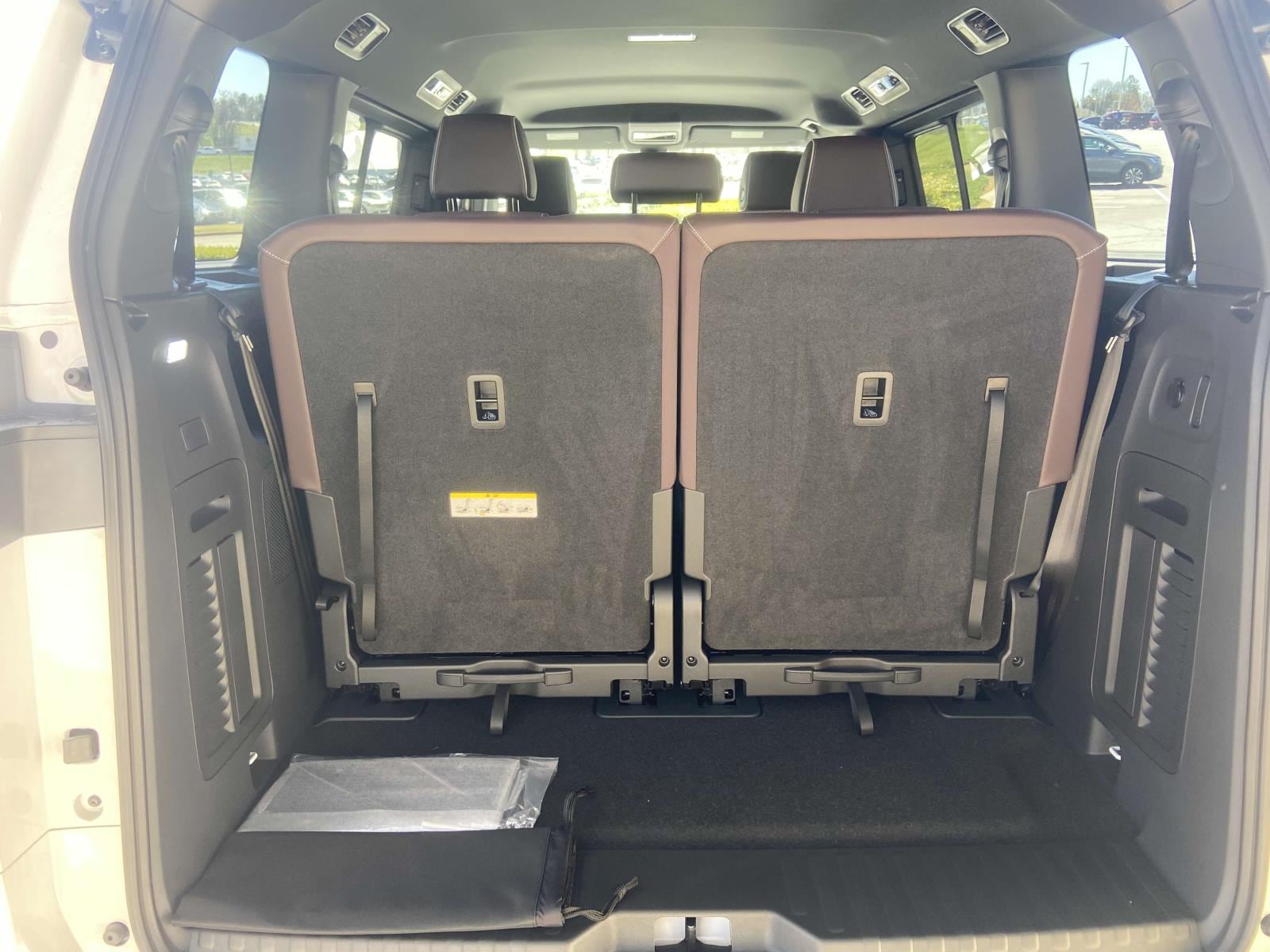 2025 Volkswagen ID. Buzz PRO S - Photo 12