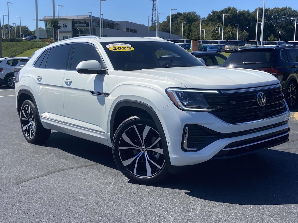 Certified 2025 Volkswagen Atlas Cross Sport 2.0T SEL Premium R-Line 4MOTION Sport Utility