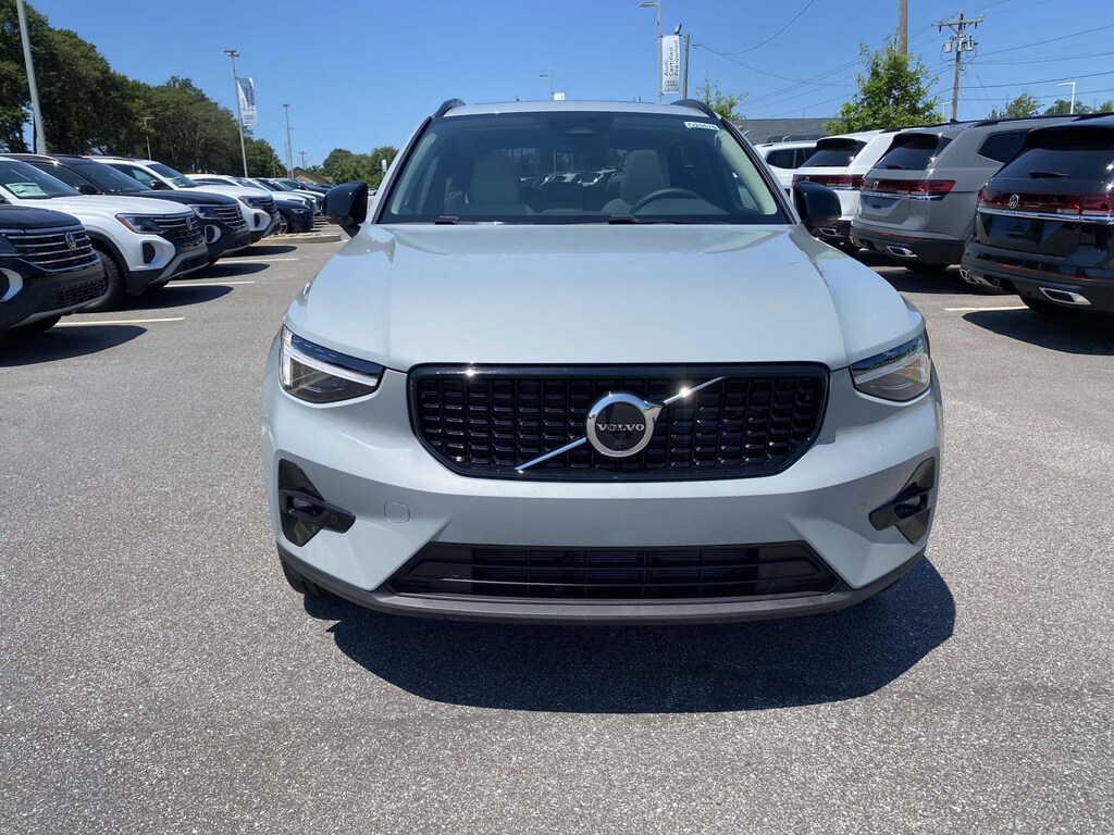 New 2026 Volvo XC40 B5 Plus Sport Utility