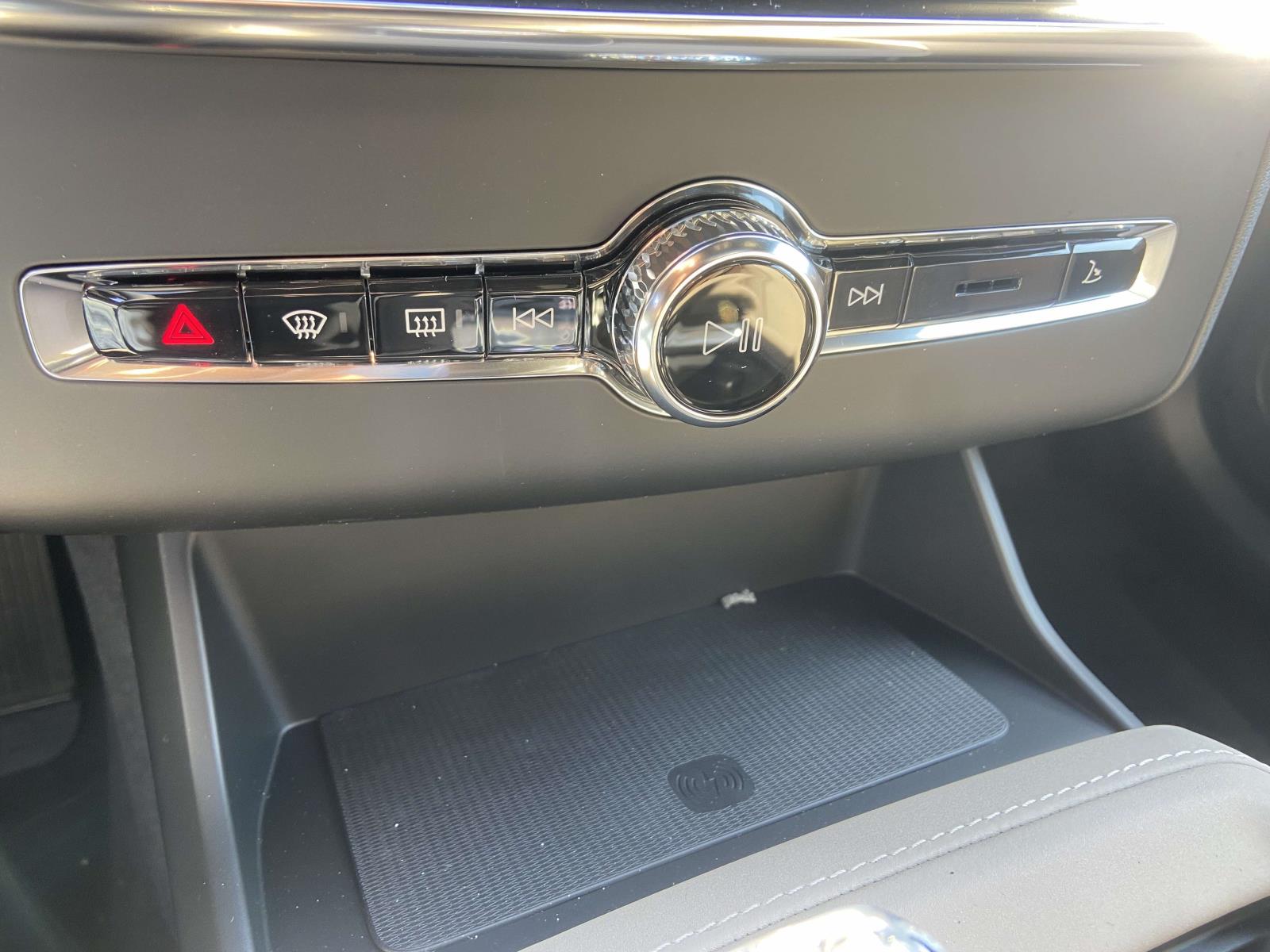 2026 Volvo XC90 Plus - Photo 29