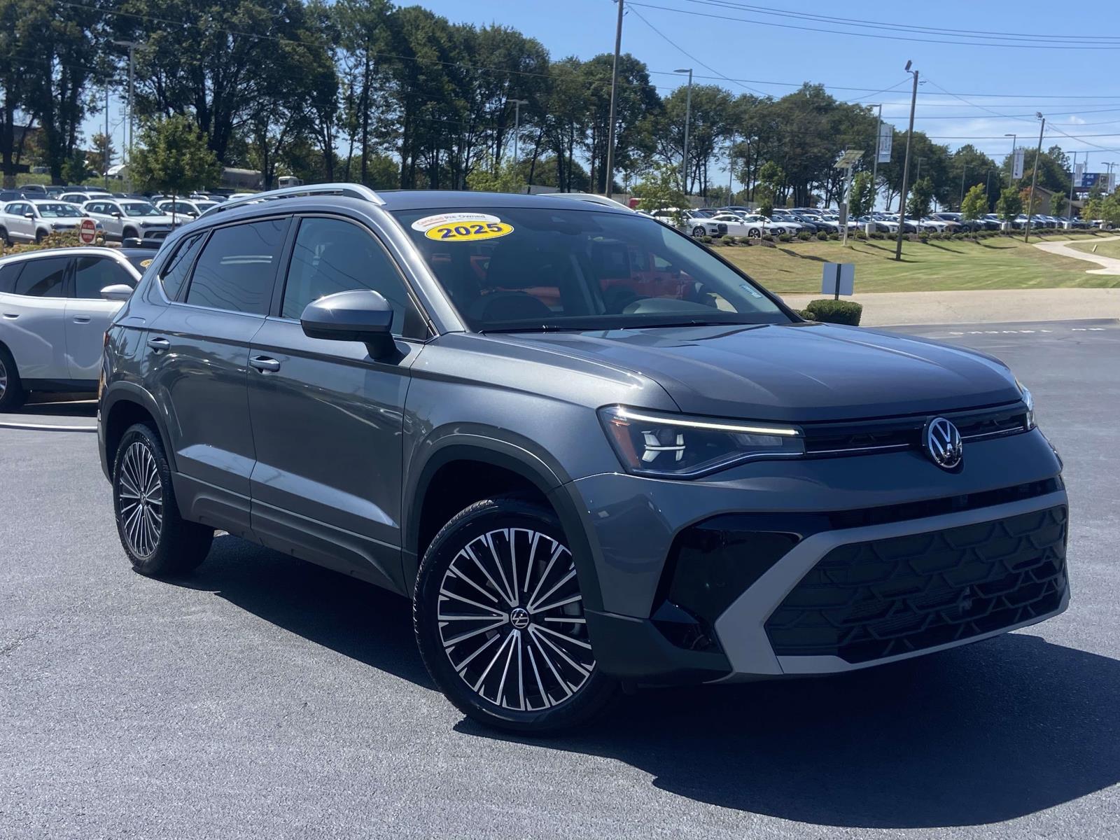 2025 Volkswagen Taos