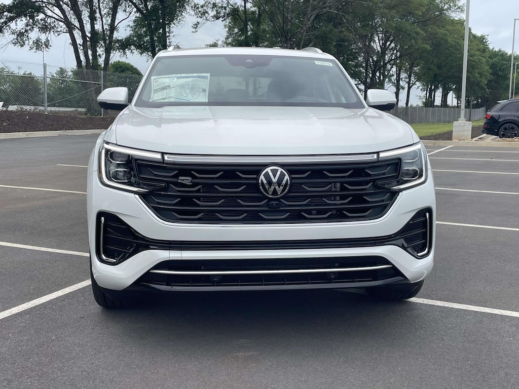 New 2026 Volkswagen Atlas Cross Sport 2.0T SEL Premium R-Line Sport Utility