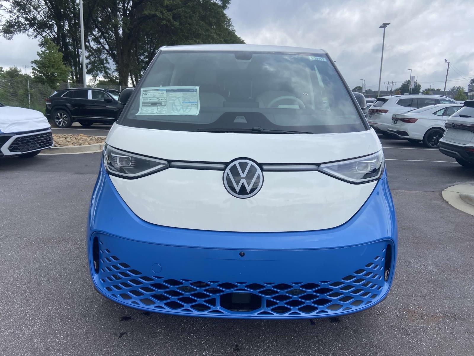 2025 Volkswagen ID. Buzz photo 2