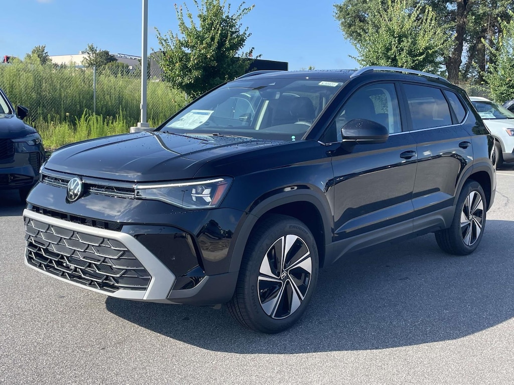 New 2026 Volkswagen Taos 1.5T SE Sport Utility
