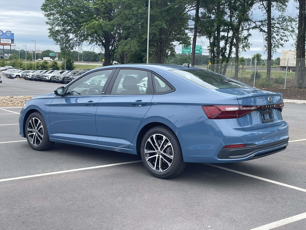 New 2026 Volkswagen Jetta 1.5T Sport Car