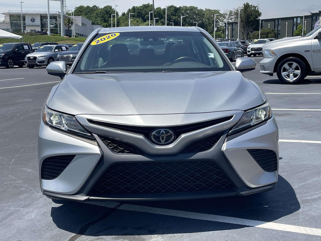 Used 2020 Toyota Camry SE Auto (Natl) Car