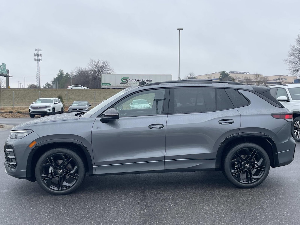 New 2026 Volkswagen Tiguan 2.0T SE R-Line Black FWD Sport Utility