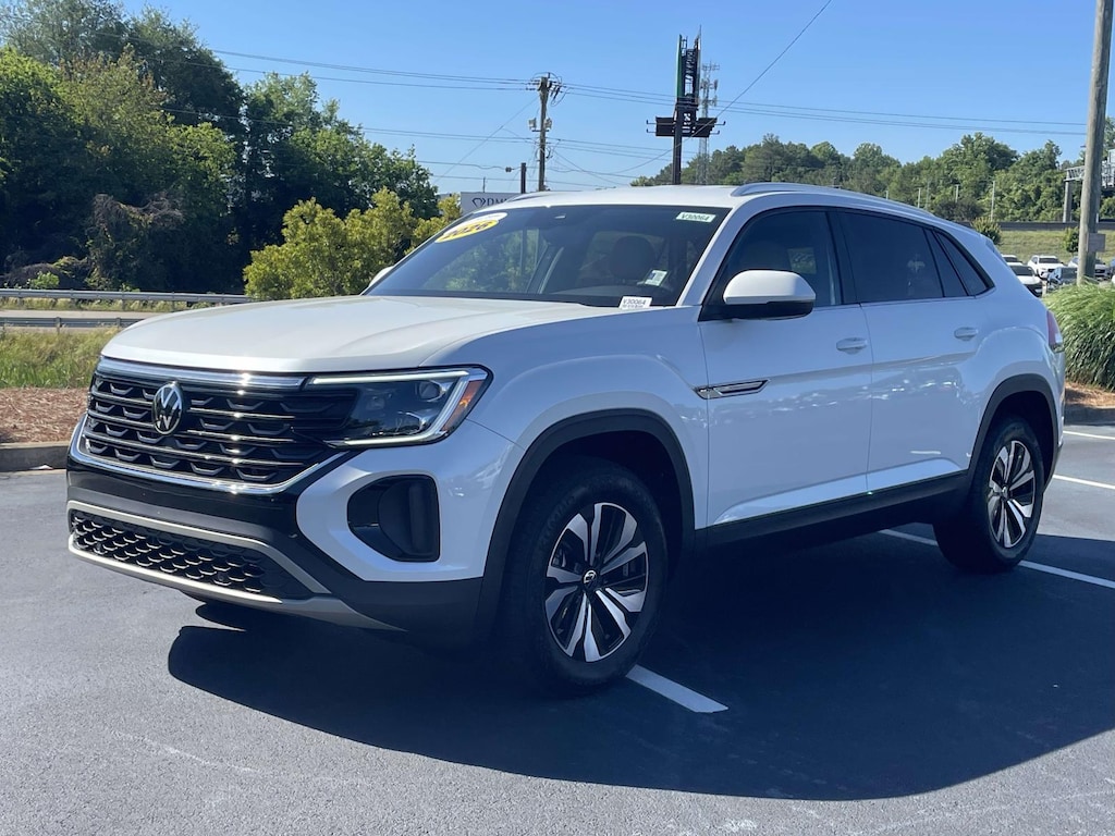 Certified 2026 Volkswagen Atlas Cross Sport 2.0T SE FWD Sport Utility