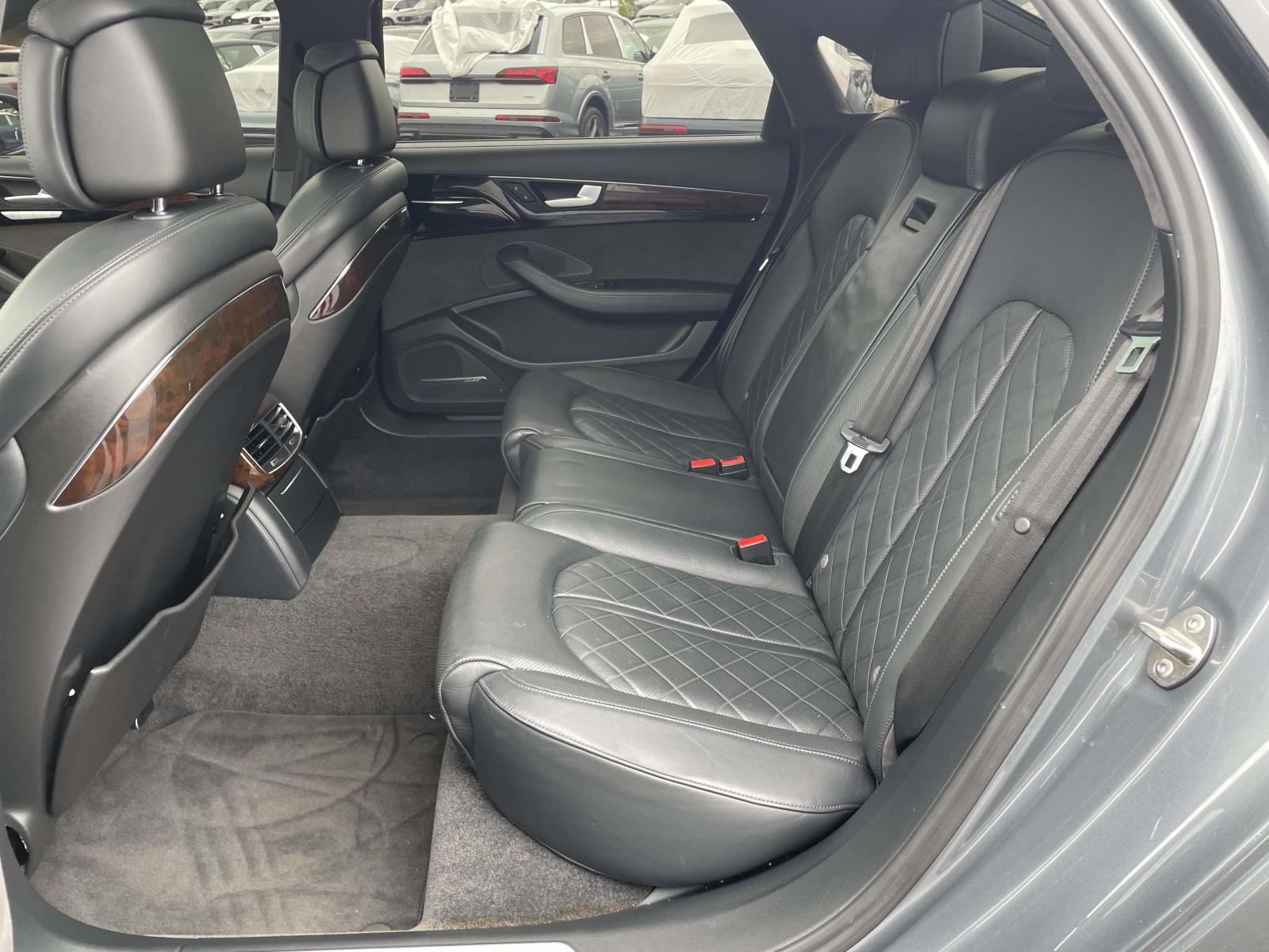 2015 Audi A8 Base - Photo 12