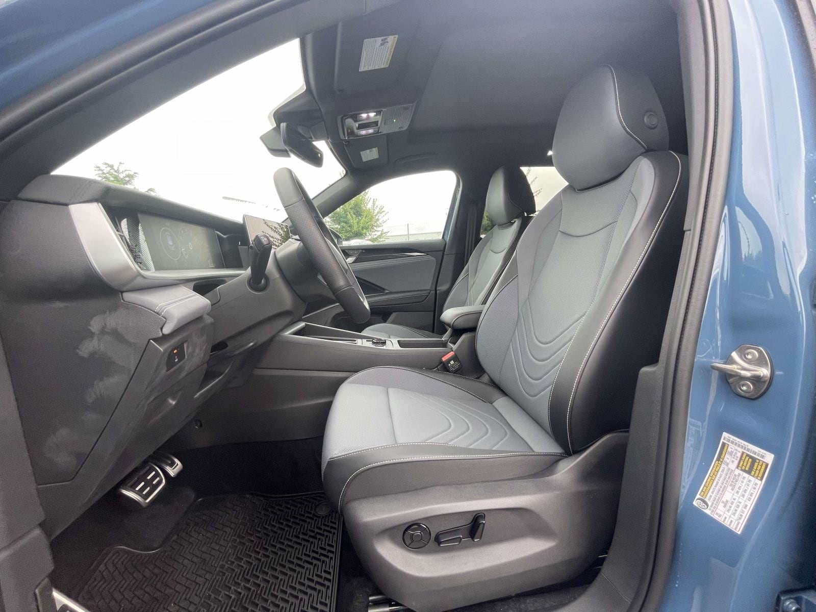 2026 Volkswagen Tiguan SE R-LINE BLACK - Photo 17