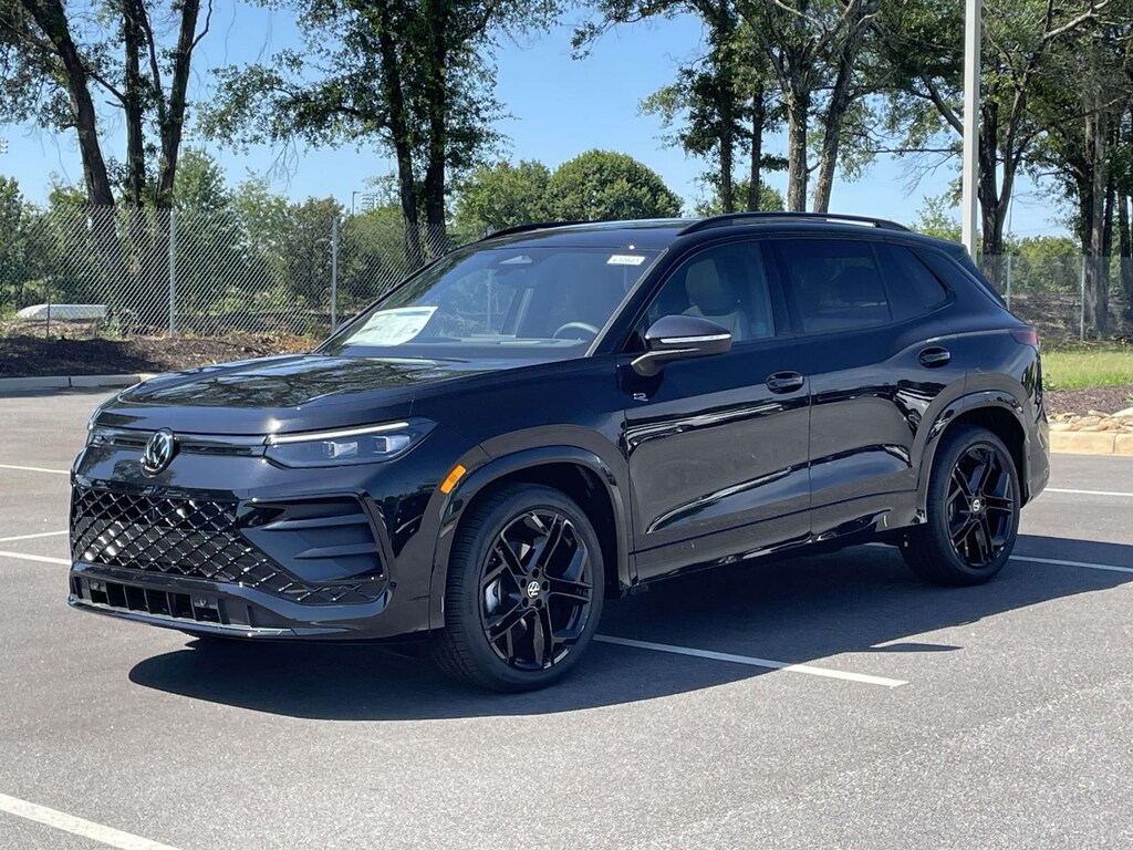 New 2026 Volkswagen Tiguan 2.0T SE R-Line Black Sport Utility