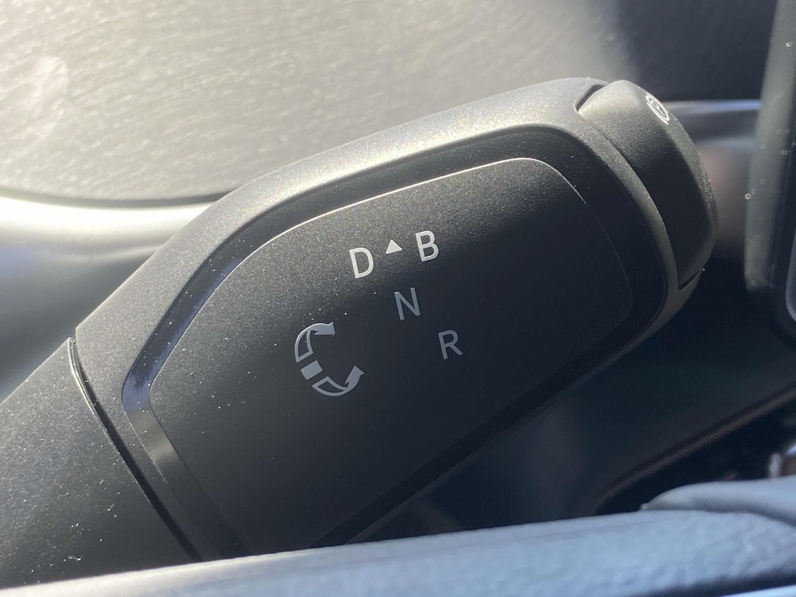 2025 Volkswagen ID. Buzz PRO S - Photo 30