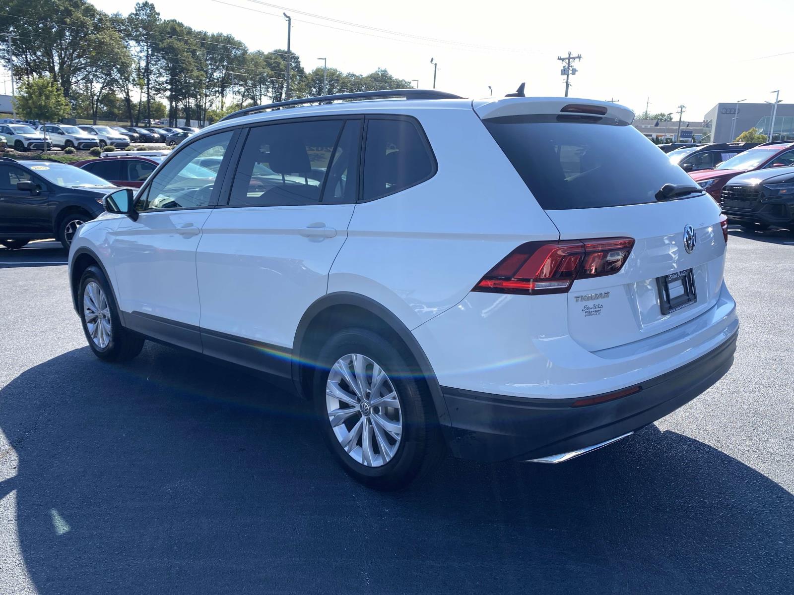 2020 Volkswagen Tiguan S photo 4