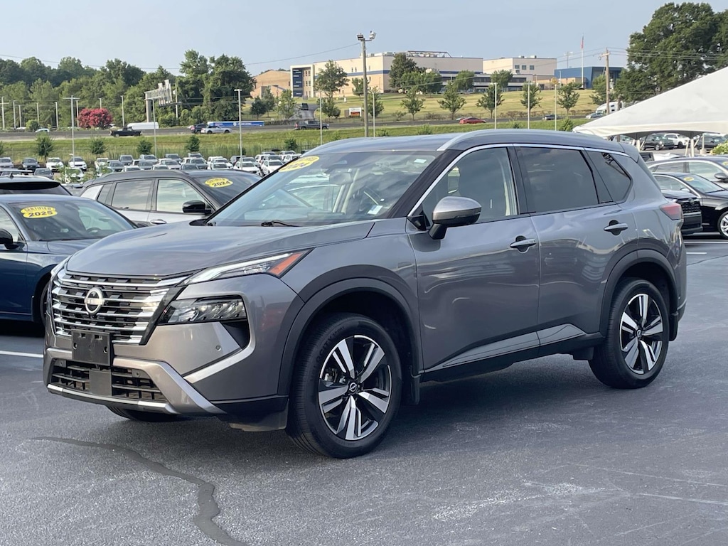 Used 2024 Nissan Rogue AWD SL Sport Utility