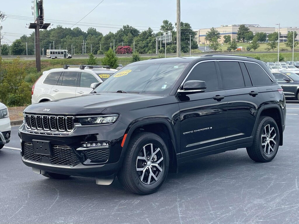 Used 2023 Jeep Grand Cherokee Limited 4x4 Sport Utility