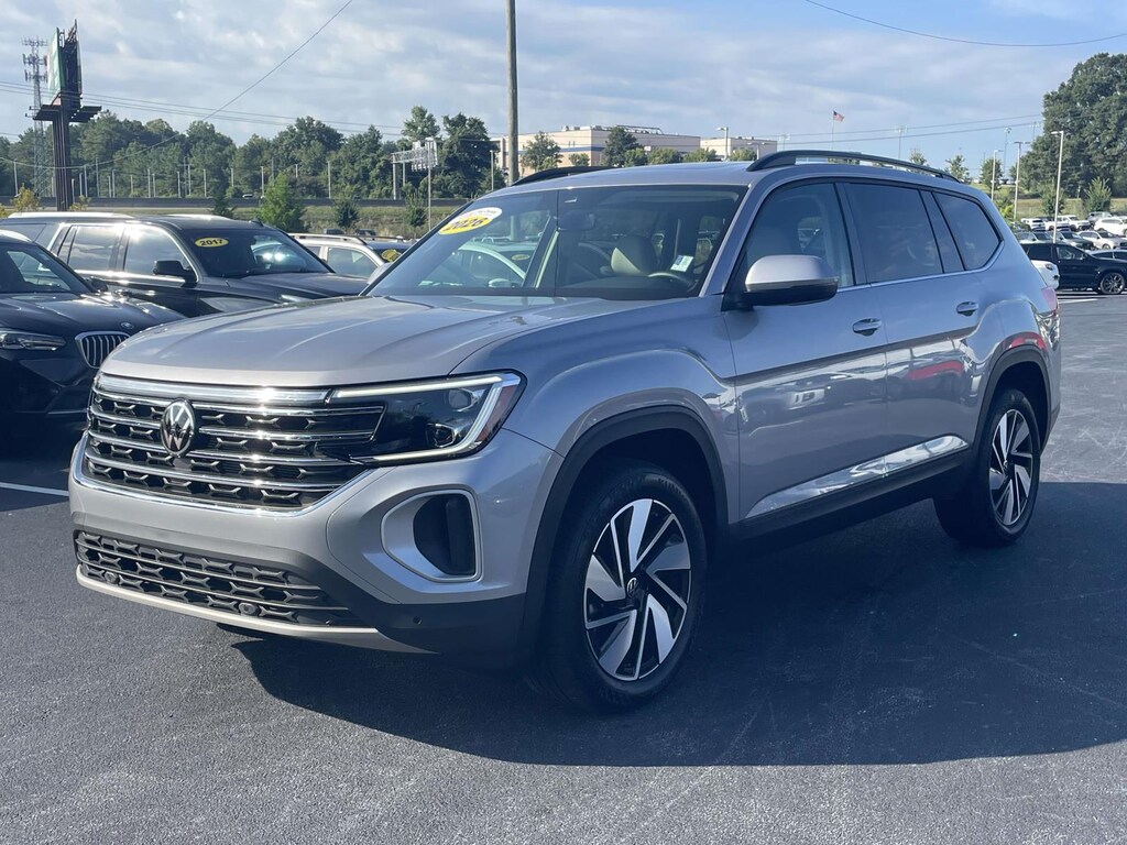 Certified 2026 Volkswagen Atlas 2.0T SE w/Technology FWD Sport Utility