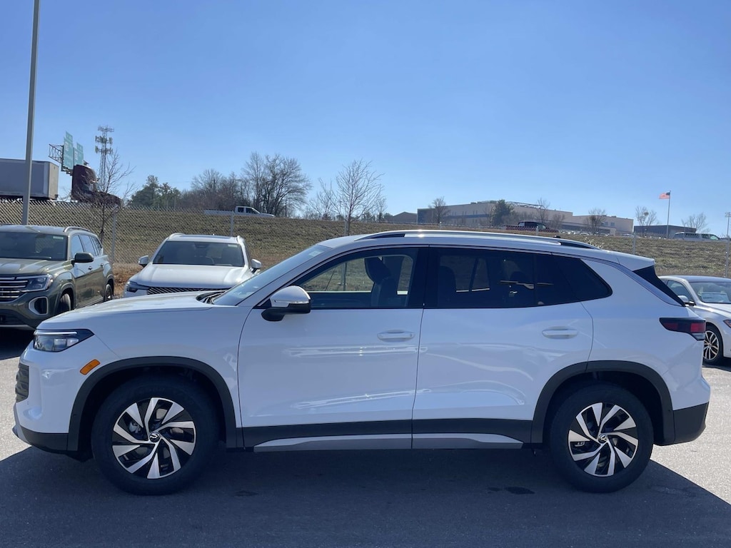 New 2026 Volkswagen Tiguan 2.0T S FWD Sport Utility