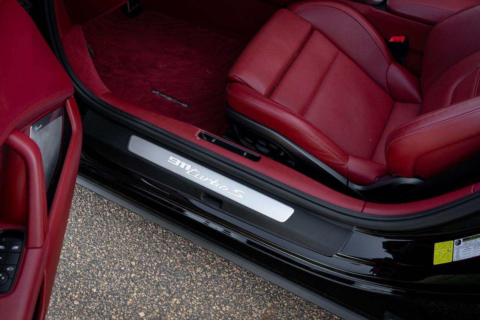2024 Porsche 911 Turbo S - Photo 49
