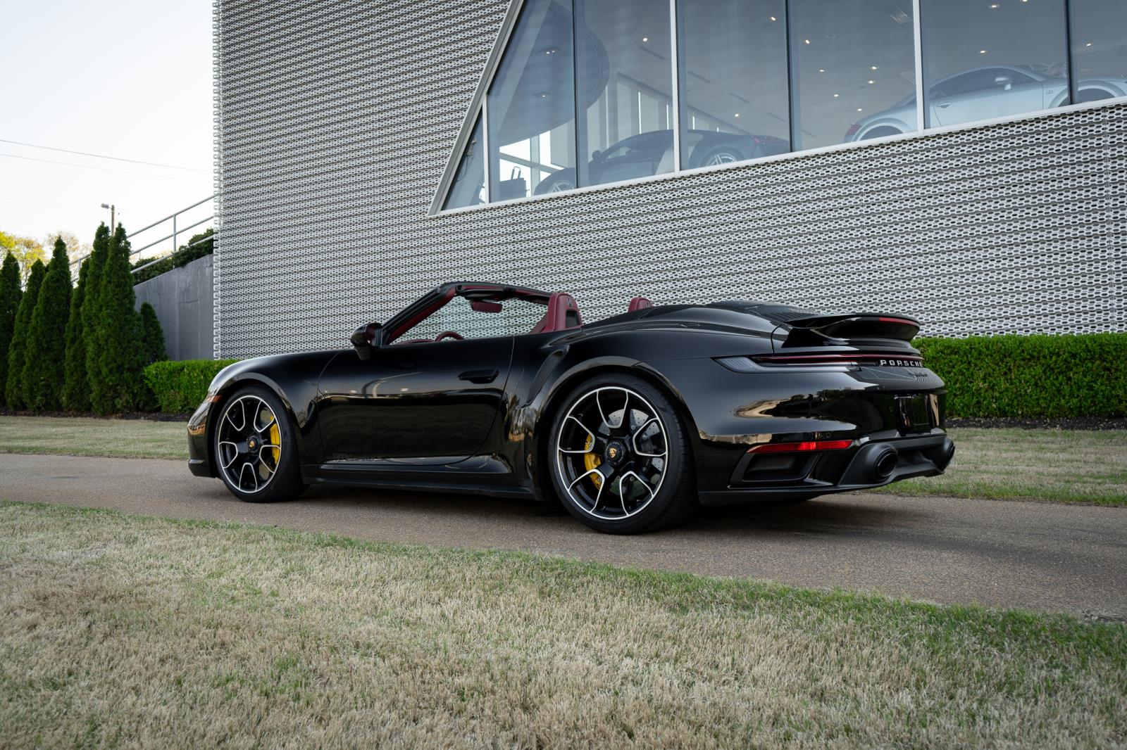 2024 Porsche 911 Turbo S - Photo 24