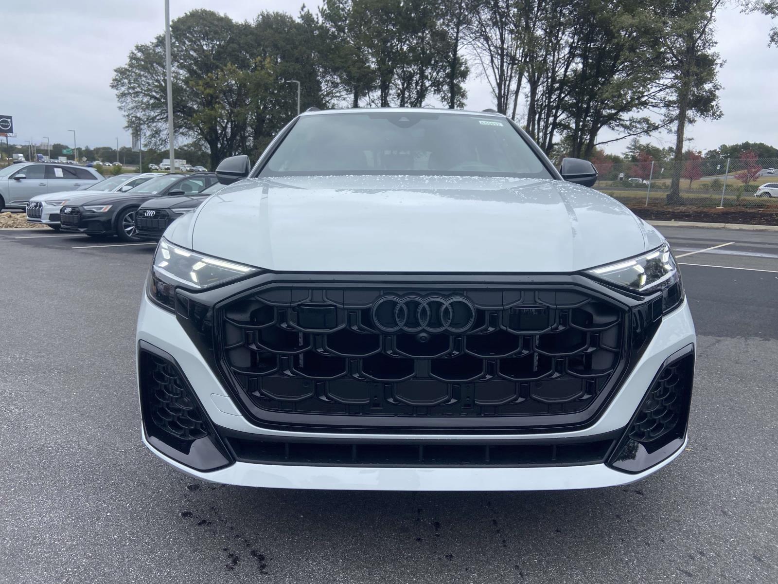 2026 Audi SQ8 Prestige photo 2