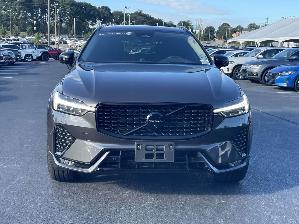 Used 2023 Volvo XC60 B5 AWD Ultimate Dark Theme Sport Utility