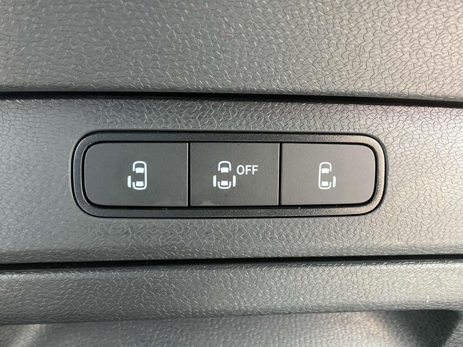 2025 Volkswagen ID. Buzz PRO S - Photo 29