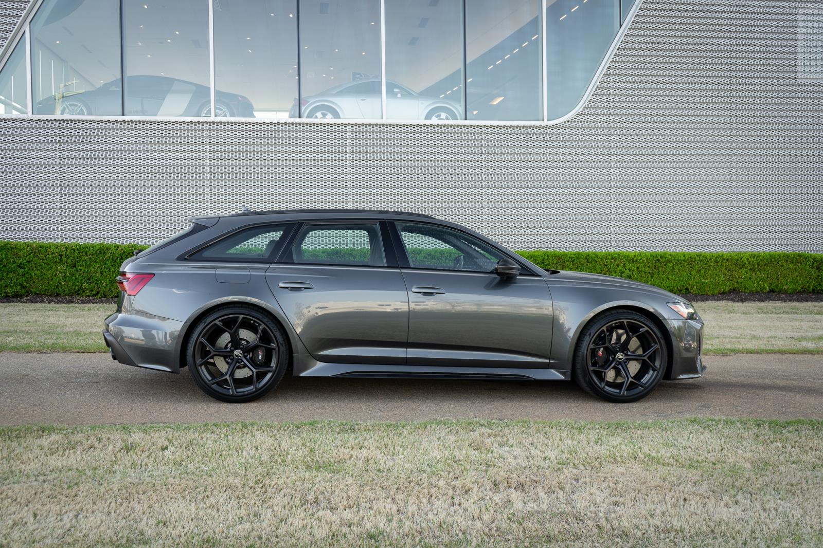 2024 Audi RS 6 Avant Base - Photo 21