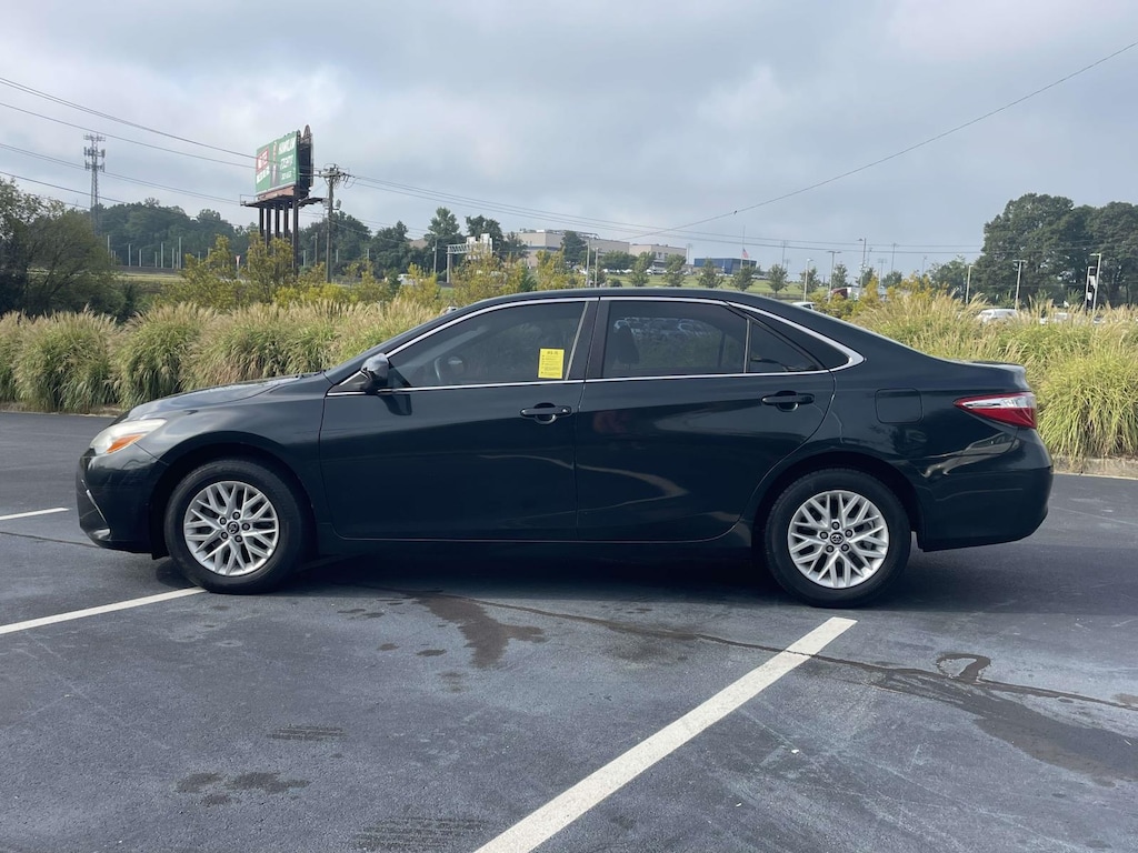 Used 2019 Toyota Camry SE V6 AWD (Natl) Sport Utility