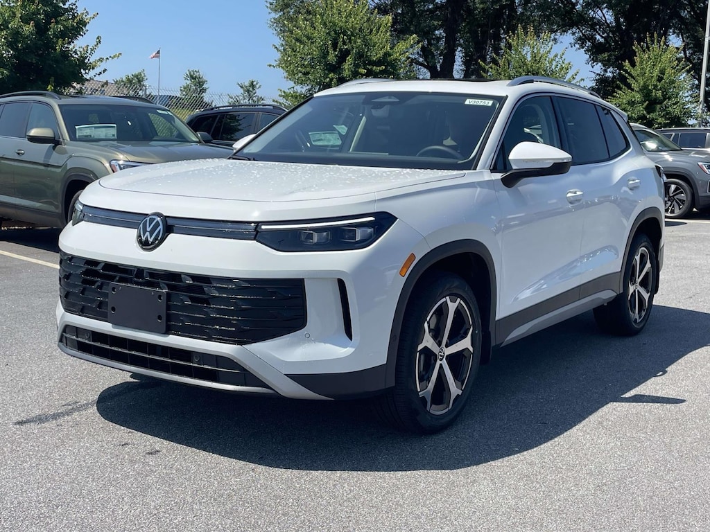 New 2026 Volkswagen Tiguan 2.0T SE Sport Utility