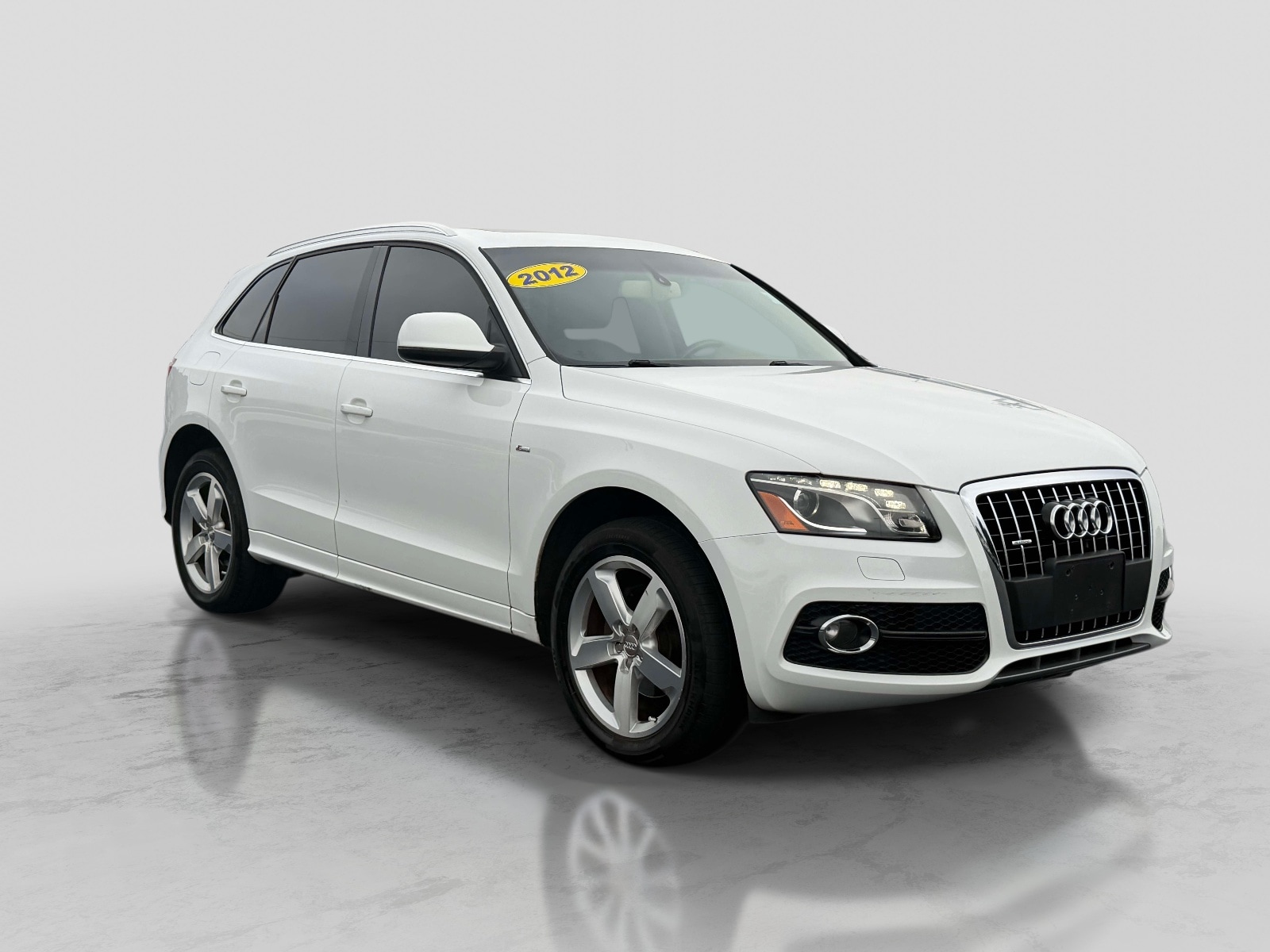 Used 2012 Audi Q5 Premium Plus with VIN WA1DKAFP1CA018523 for sale in Greenville, SC
