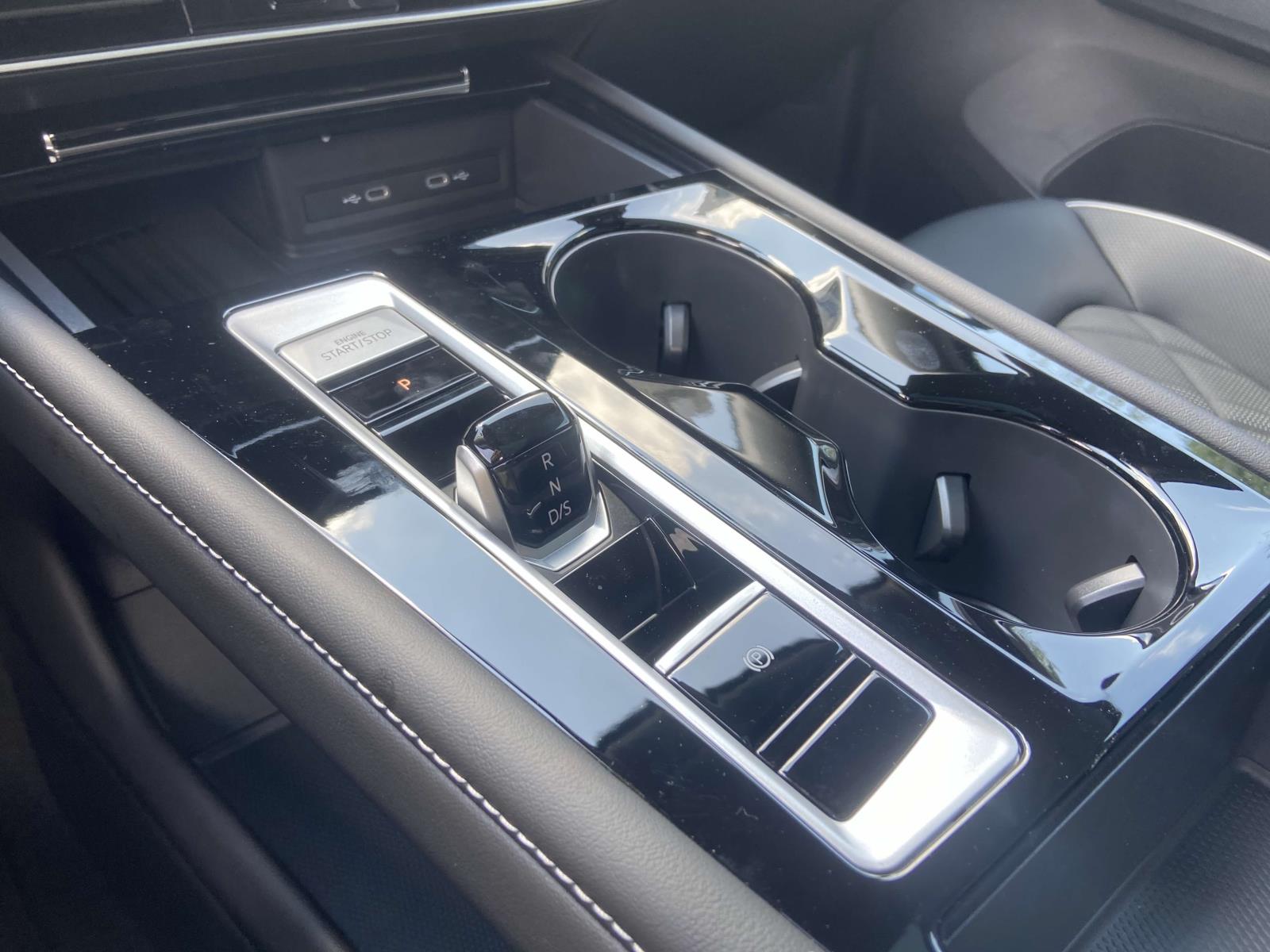 2026 Volkswagen Atlas SEL Premium R-Line - Photo 30