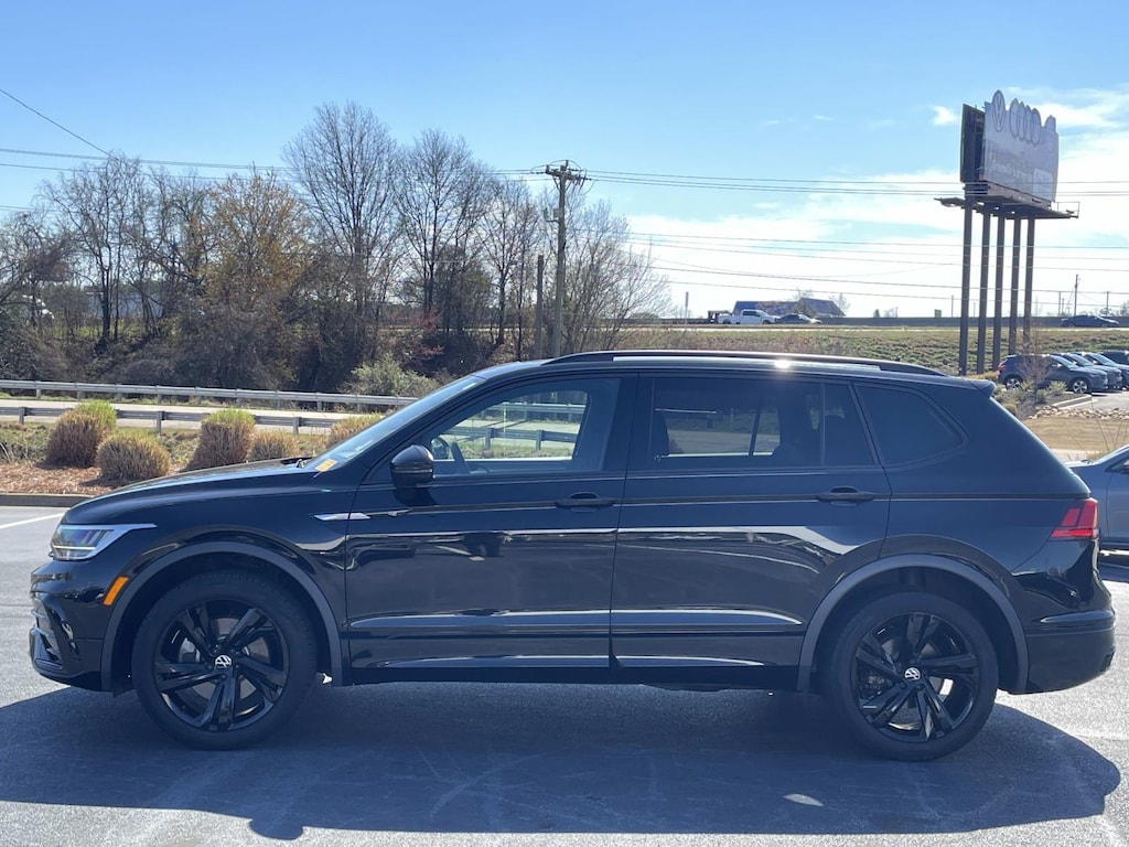 Certified 2023 Volkswagen Tiguan 2.0T SE R-Line Black FWD Sport Utility