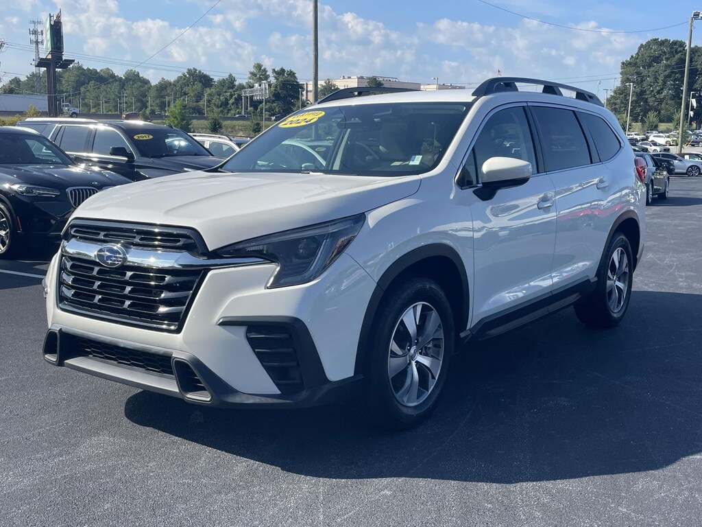 Used 2024 Subaru Ascent Premium 8-Passenger Sport Utility
