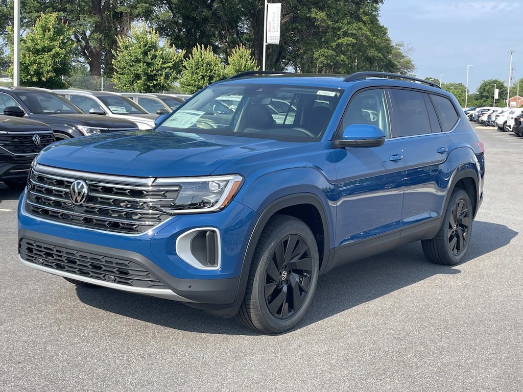 New 2026 Volkswagen Atlas 2.0T SE w/Technology Sport Utility