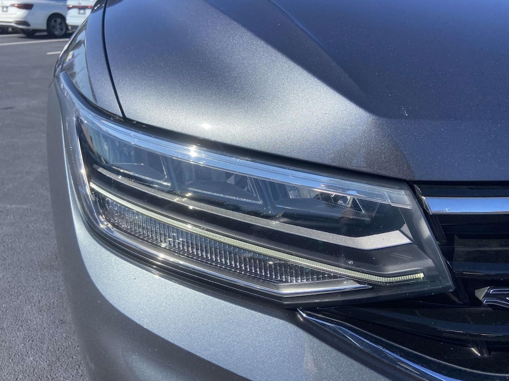 Used 2022 Volkswagen Tiguan 2.0T SE R-Line Black FWD Sport Utility