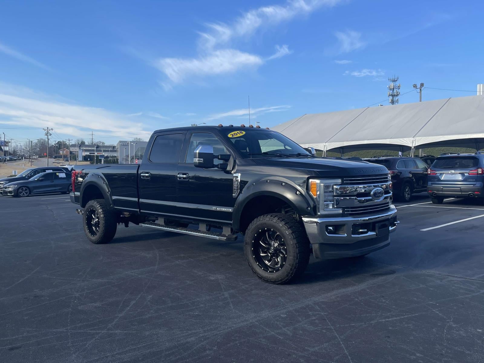 2018 Ford F-350 Super Duty Lariat's photo