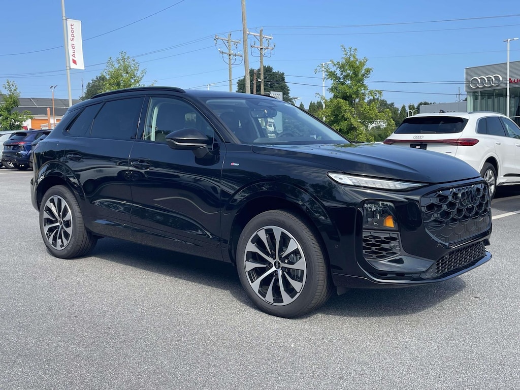 New 2026 Audi Q3 S line Sport Utility