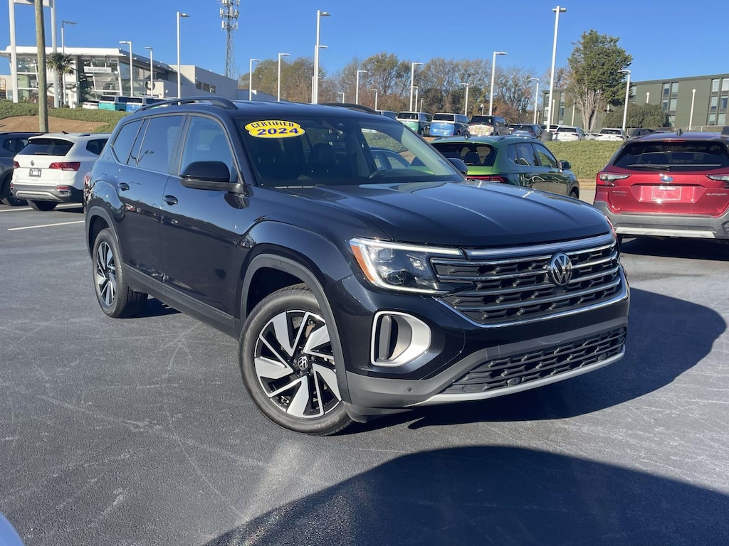 Used 2024 Volkswagen Atlas 2.0T SE w/Technology 4MOTION Sport Utility