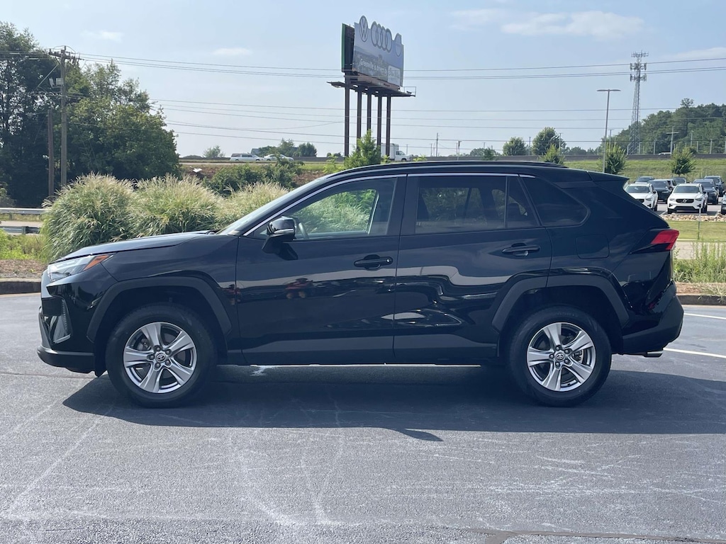 Used 2024 Toyota RAV4 XLE FWD (Natl) Sport Utility