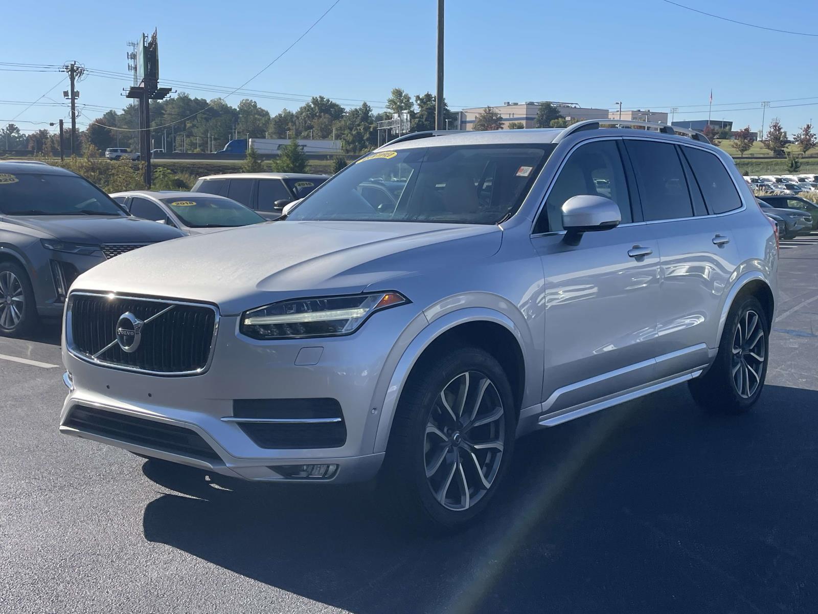 Used 2017 Volvo XC90 T6 AWD 7-Passenger Momentum Sport Utility