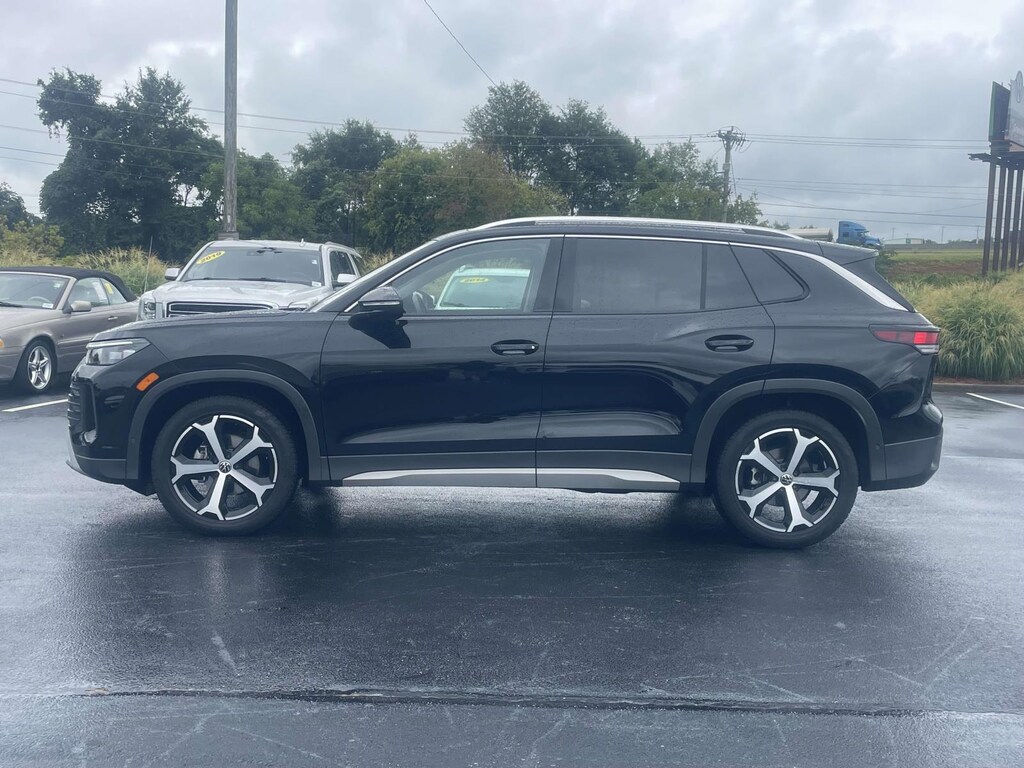 Certified 2026 Volkswagen Tiguan SE FWD Sport Utility