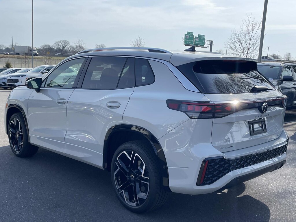 New 2026 Volkswagen Tiguan 2.0T SEL R-Line Turbo 4MOTION Sport Utility