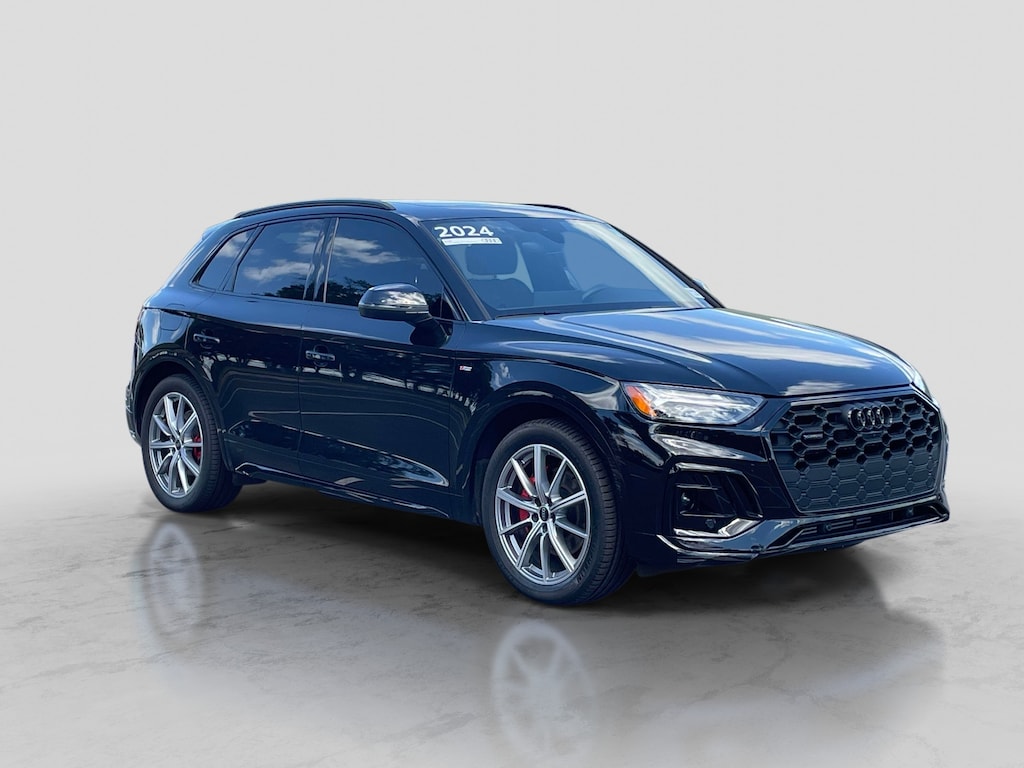 Used 2024 Audi Q5 S line Premium Plus 55 TFSI e quattro Sport Utility